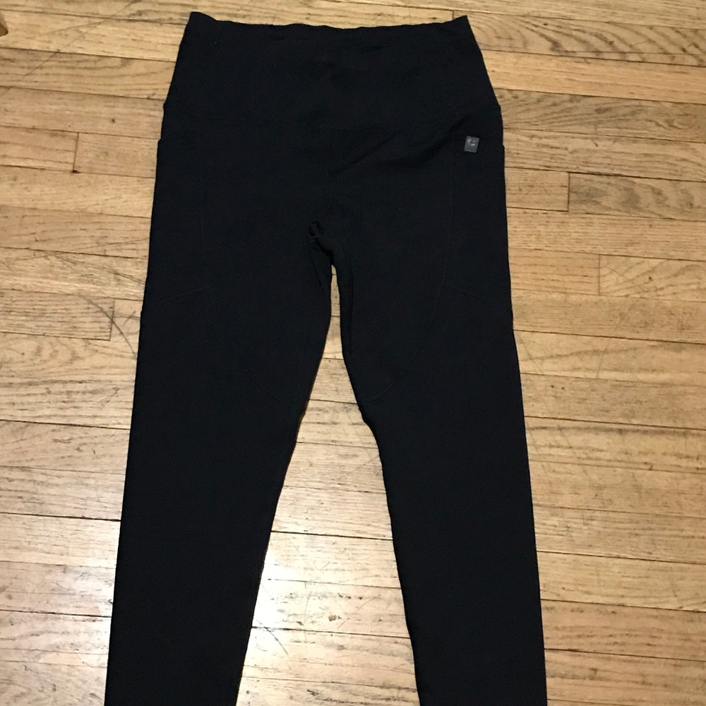 NWOT oiselle flyout tights